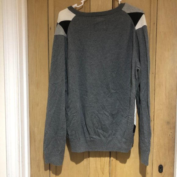 Black, White, and Gray Argyle Sweater - Picture 7 of 8